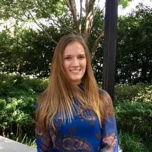 Meet your Posher, Elyse